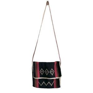 HANDMADE Boho Hand Woven Hand Knitted Crossbody Shoulder Bag Purse Black Red